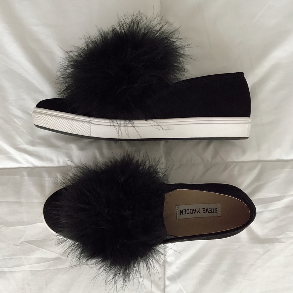 Steve Madden Emily Black Feather Pom-Pom Flats